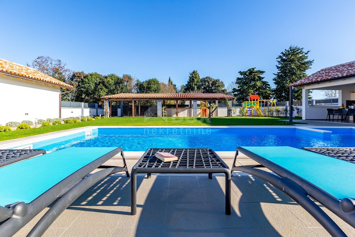 ISTRIA, ŠIŠAN - Casa moderna con piscina e sauna!