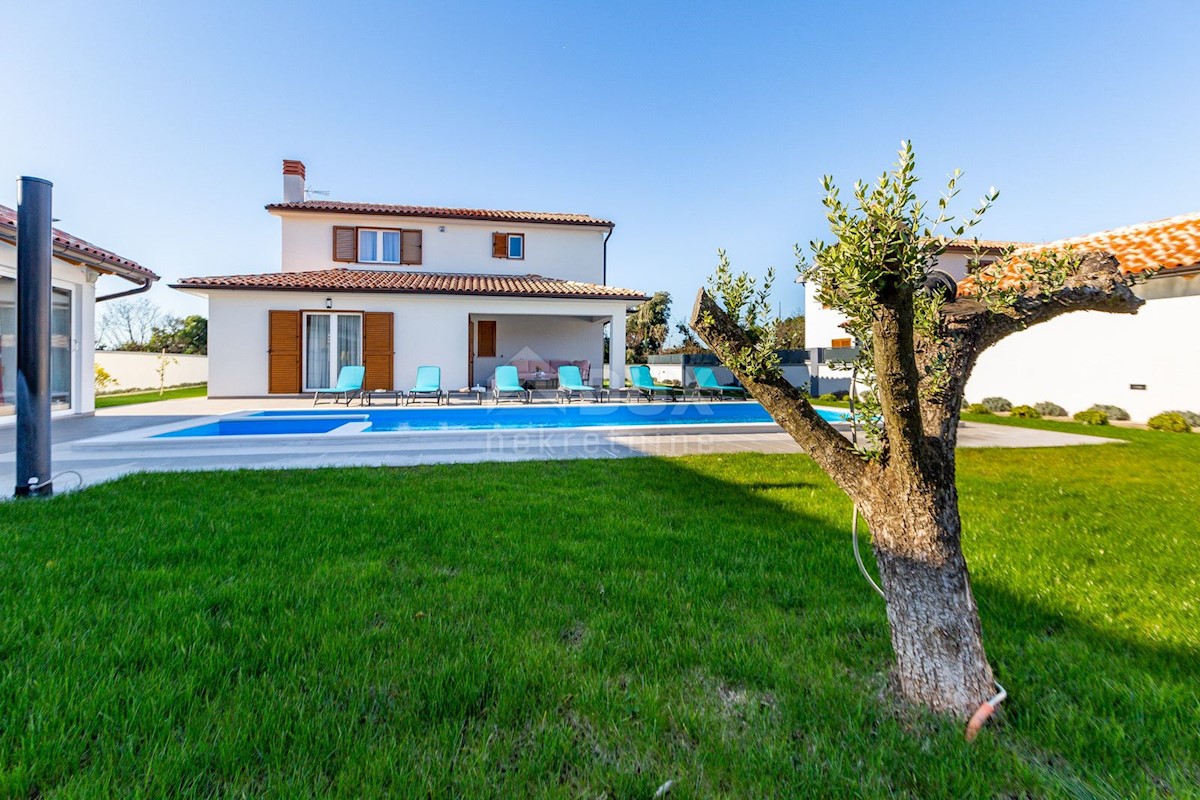 ISTRIA, ŠIŠAN - Casa moderna con piscina e sauna!