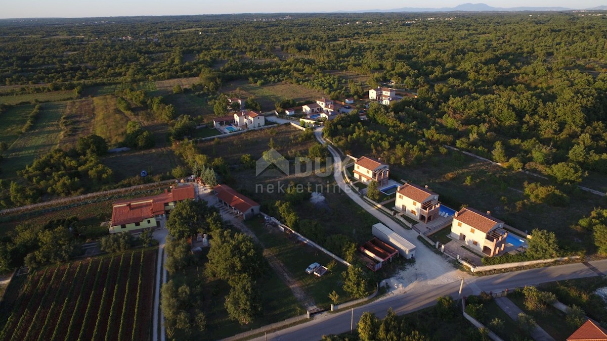 Casa Svetvinčenat, 230m2