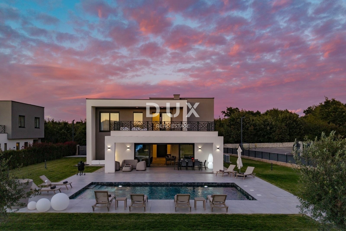 ISTRIA, SVETVINČENAT - Villa moderna in una partizione