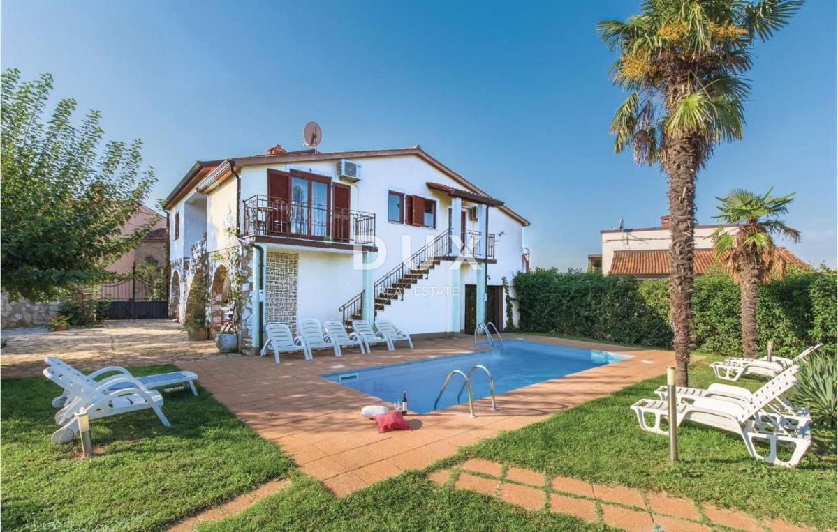 ISTRIA, POREČ - Casa con piscina e giardino paesaggistico