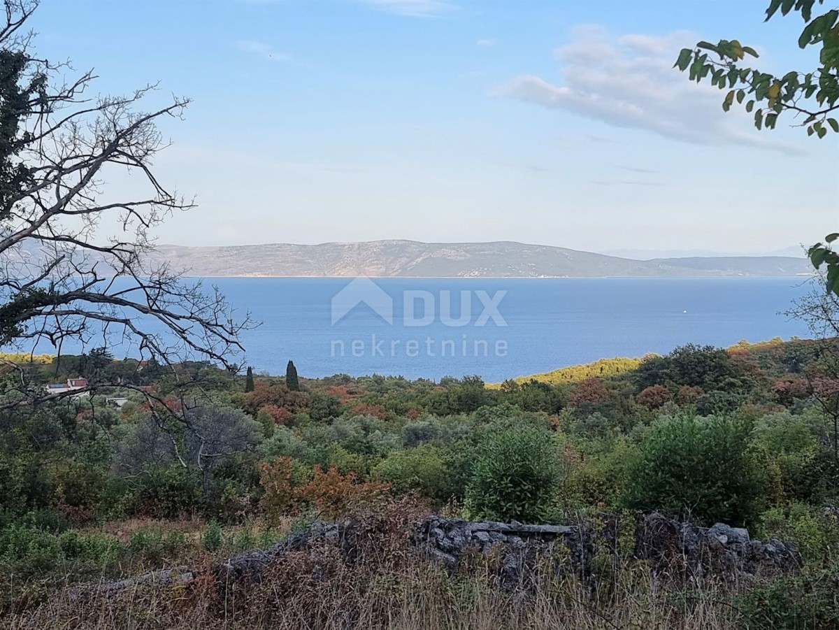 ISTRIA, RABAC - Terreno edificabile con fantastica vista mare