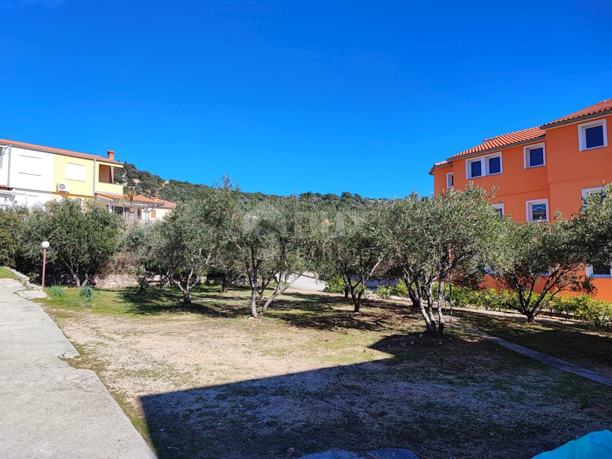 ISOLA DI RAB, BARBAT - Palazzina indipendente in ottima posizione