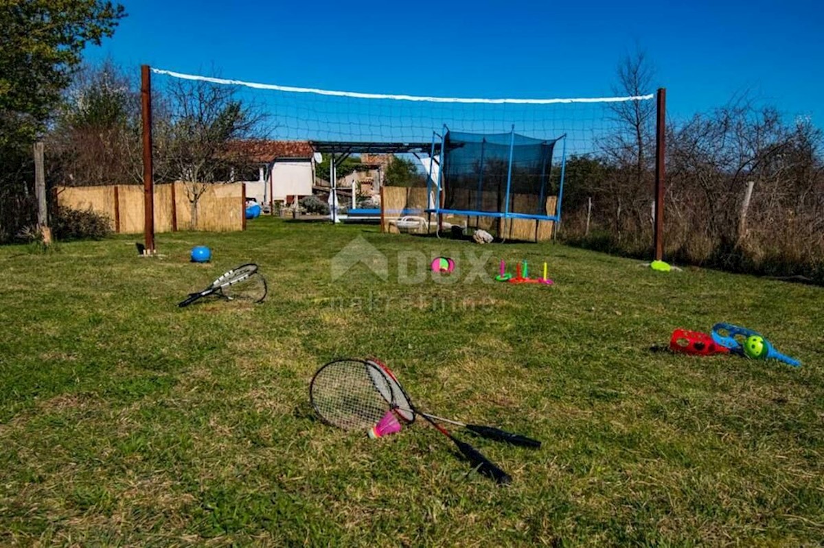 Isola di Krk, Risika - Casa in pietra ristrutturata con piscina e ampio giardino