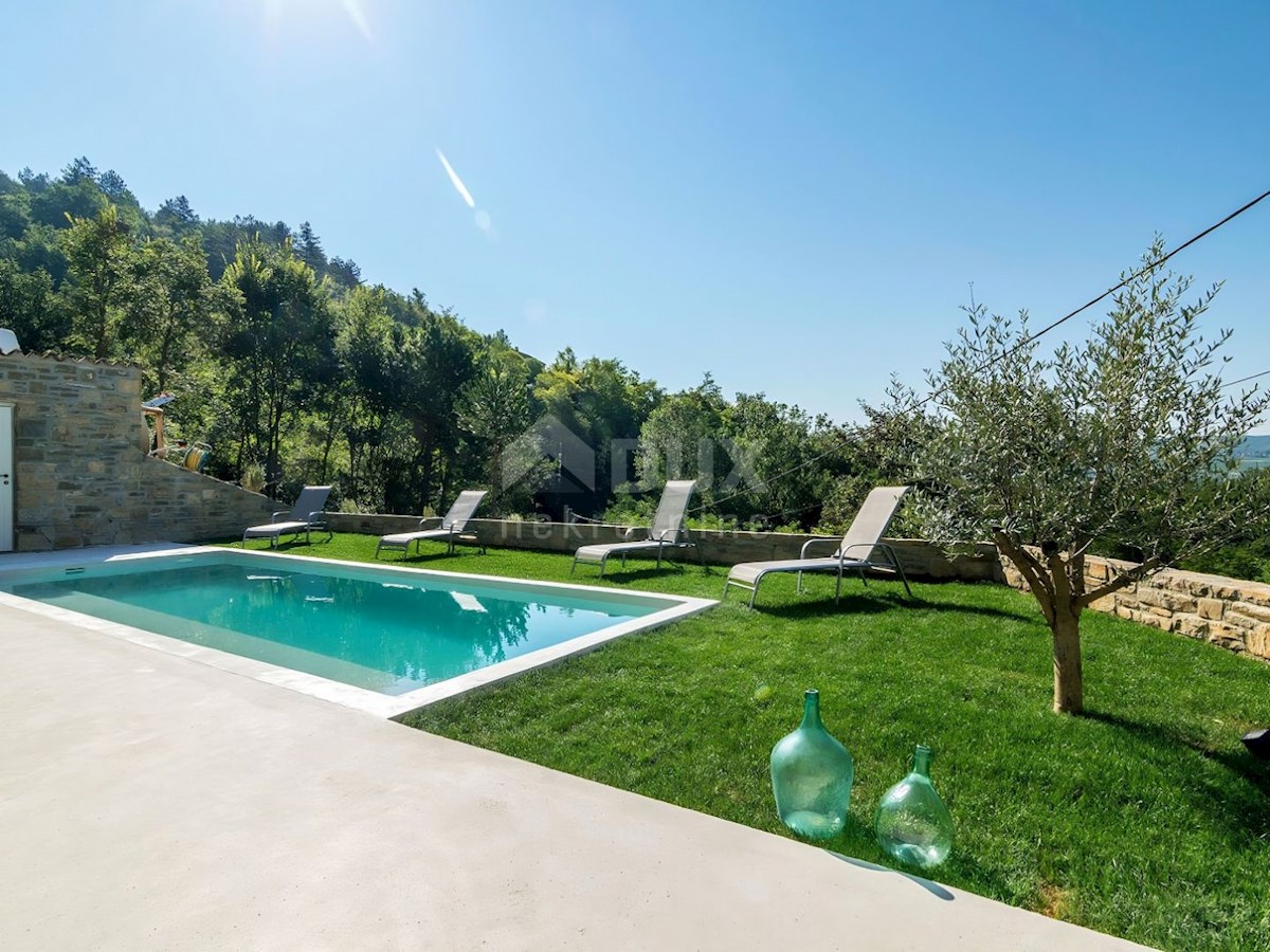 ISTRIA, OPRTALJ - Casa in pietra di design con piscina