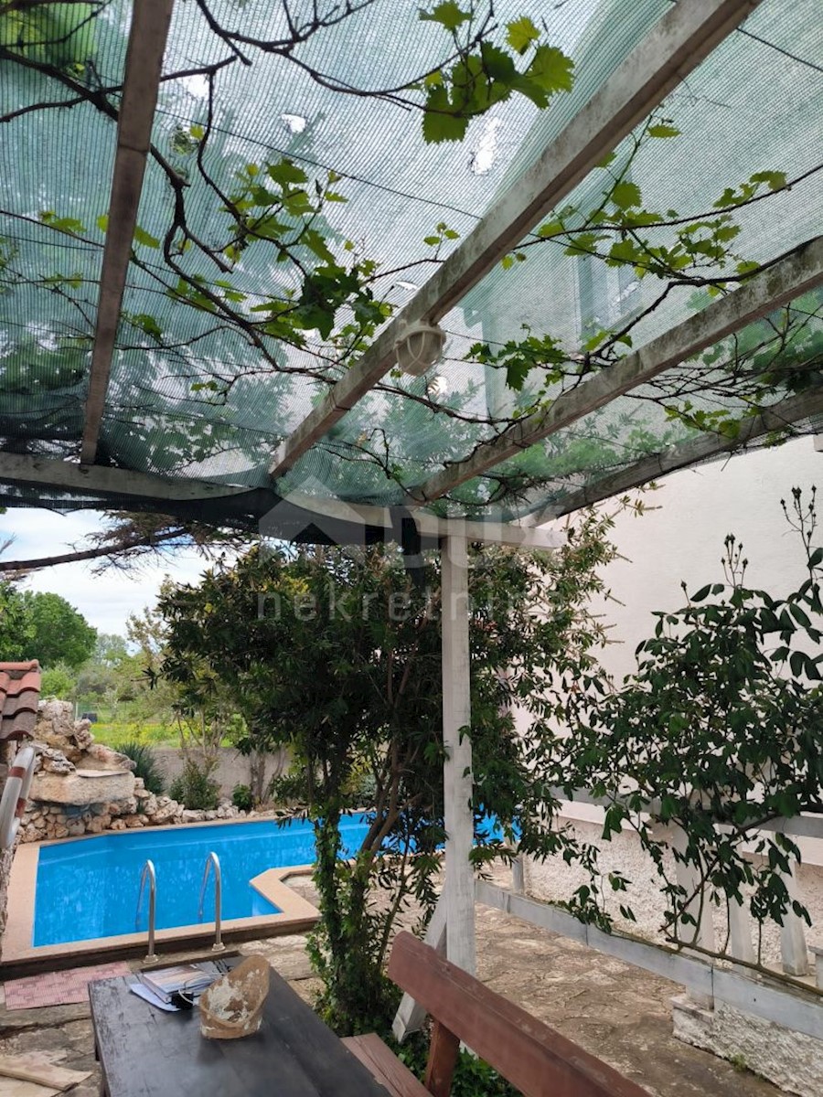 ISTRIA, MEDULINA Appartamento con giardino, piscina e ampio terrazzo!