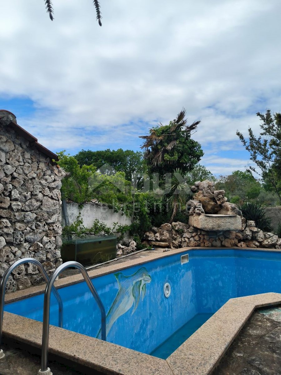 ISTRIA, MEDULINA Appartamento con giardino, piscina e ampio terrazzo!