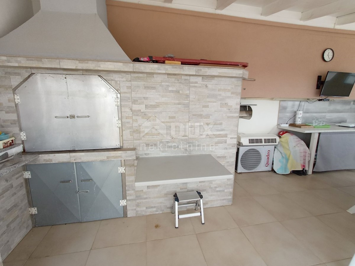 ZADAR, BORIK - Appartamento con terrazza sul tetto e vista mare