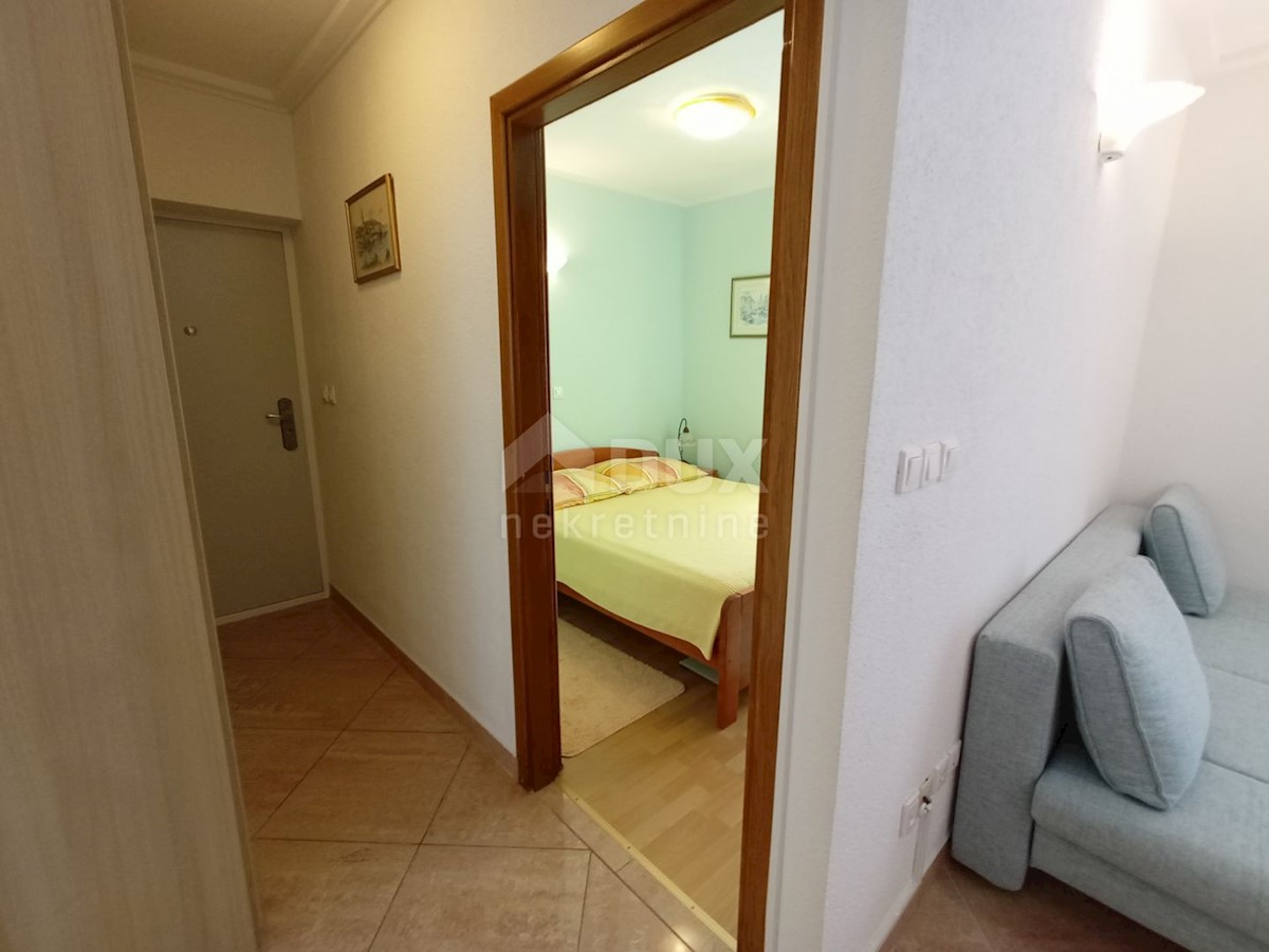 ZADAR, BORIK - Appartamento con terrazza sul tetto e vista mare