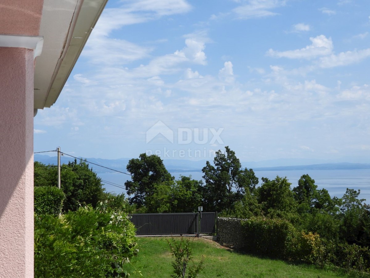 OPATIJA, IČIĆI, POLJANE - villa 500m2 con vista mare e piscina + dintorni 1600m2