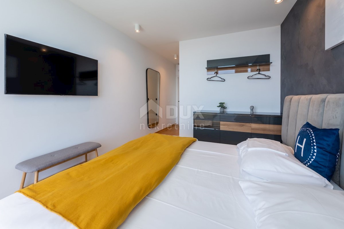 CRIKVENICA - Villa moderna con vista panoramica sul mare!