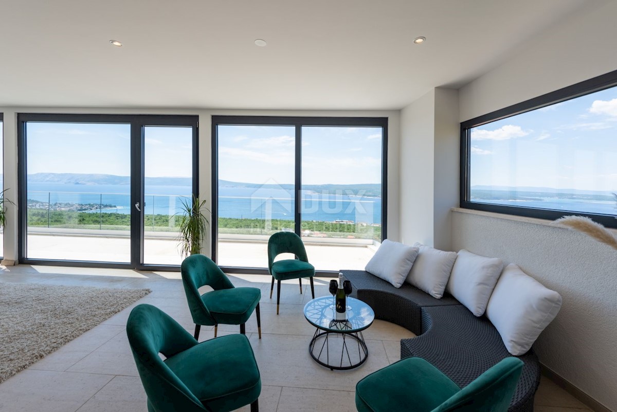 CRIKVENICA - Villa moderna con vista panoramica sul mare!