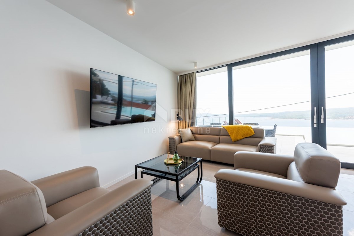 CRIKVENICA - Villa moderna con vista panoramica sul mare!