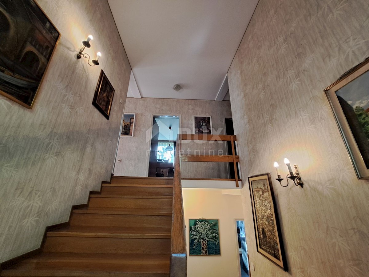 OPATIJA, CENTRO - casa indipendente con bella vista e giardino nel centro di Opatija