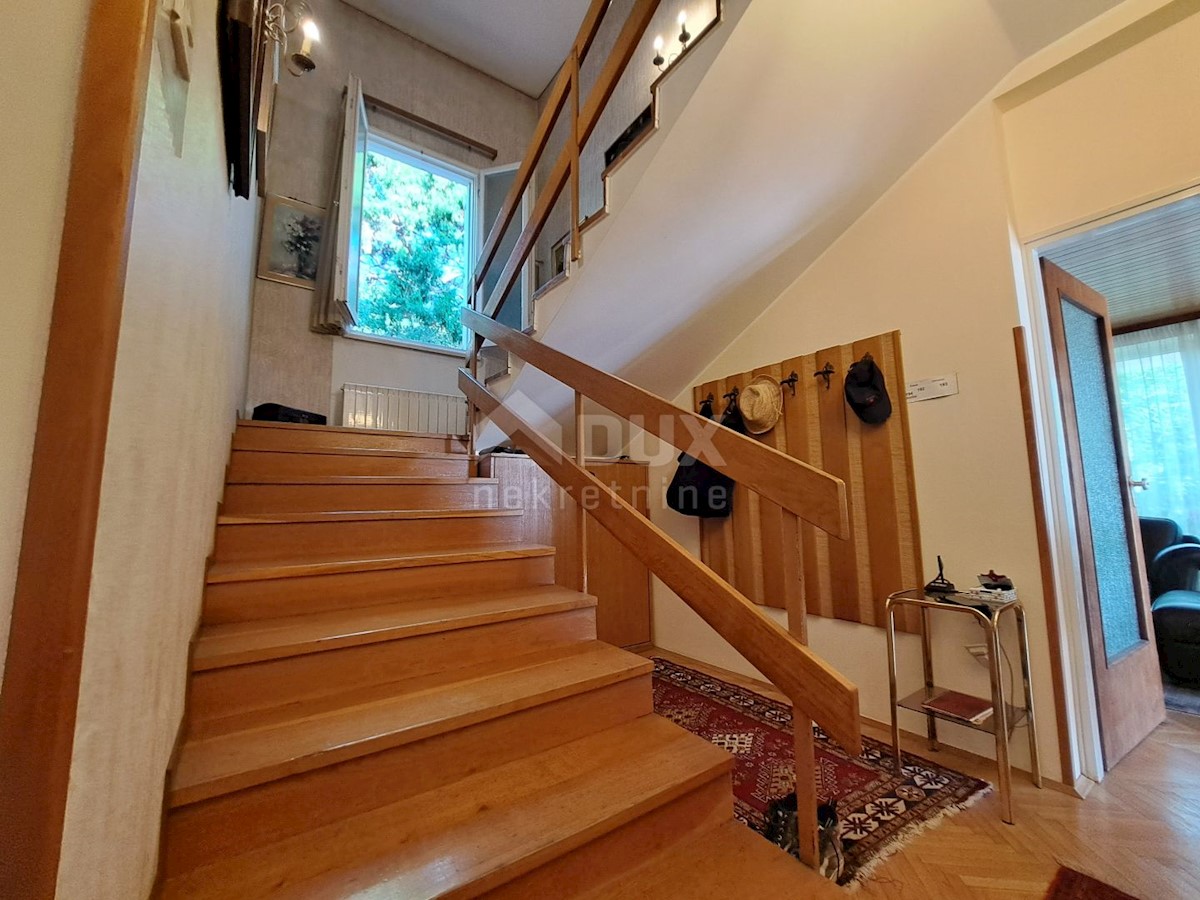 OPATIJA, CENTRO - casa indipendente con bella vista e giardino nel centro di Opatija