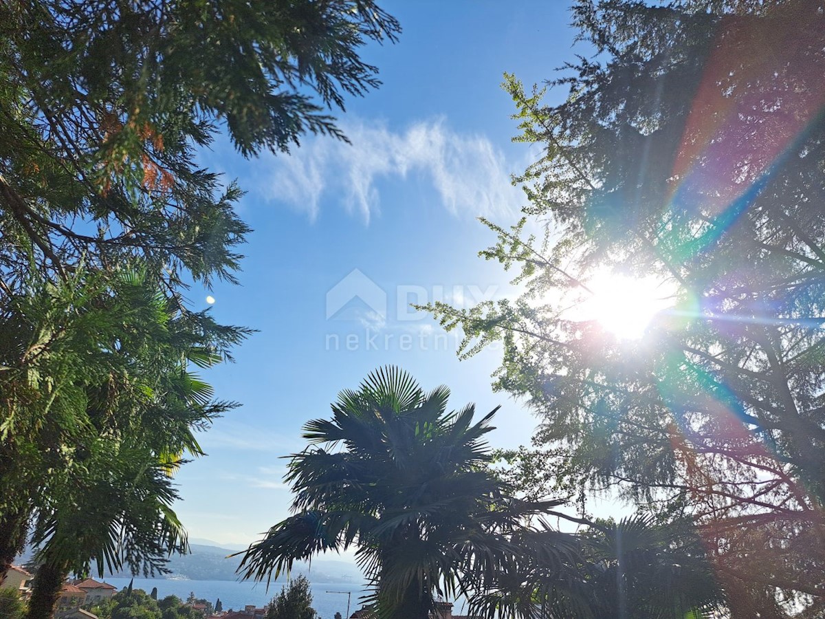 OPATIJA, CENTRO - casa indipendente con bella vista e giardino nel centro di Opatija