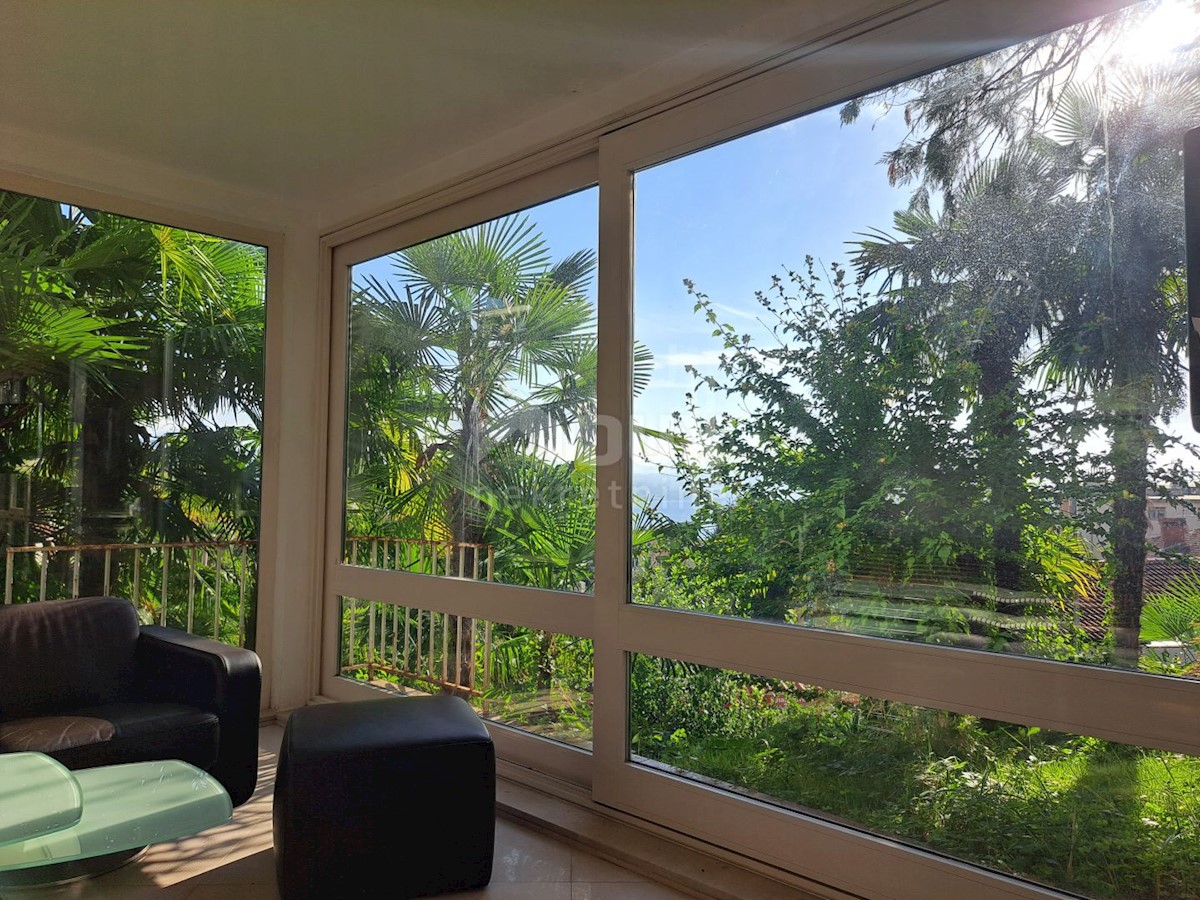 OPATIJA, CENTRO - casa indipendente con bella vista e giardino nel centro di Opatija