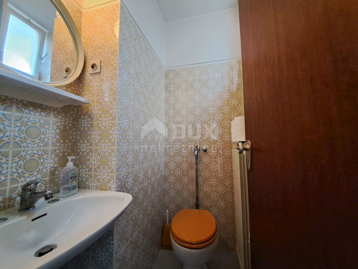 OPATIJA, CENTRO - casa indipendente con bella vista e giardino nel centro di Opatija