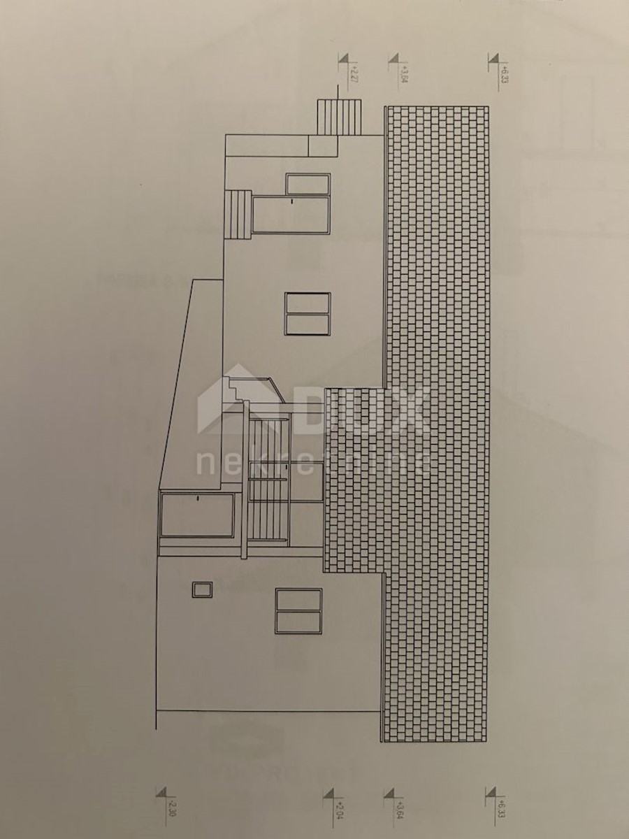 OTOČAC - Casa con ampio giardino e 2 cantieri