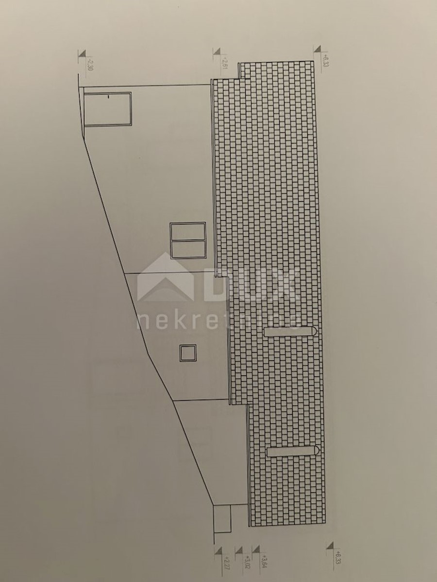 OTOČAC - Casa con ampio giardino e 2 cantieri