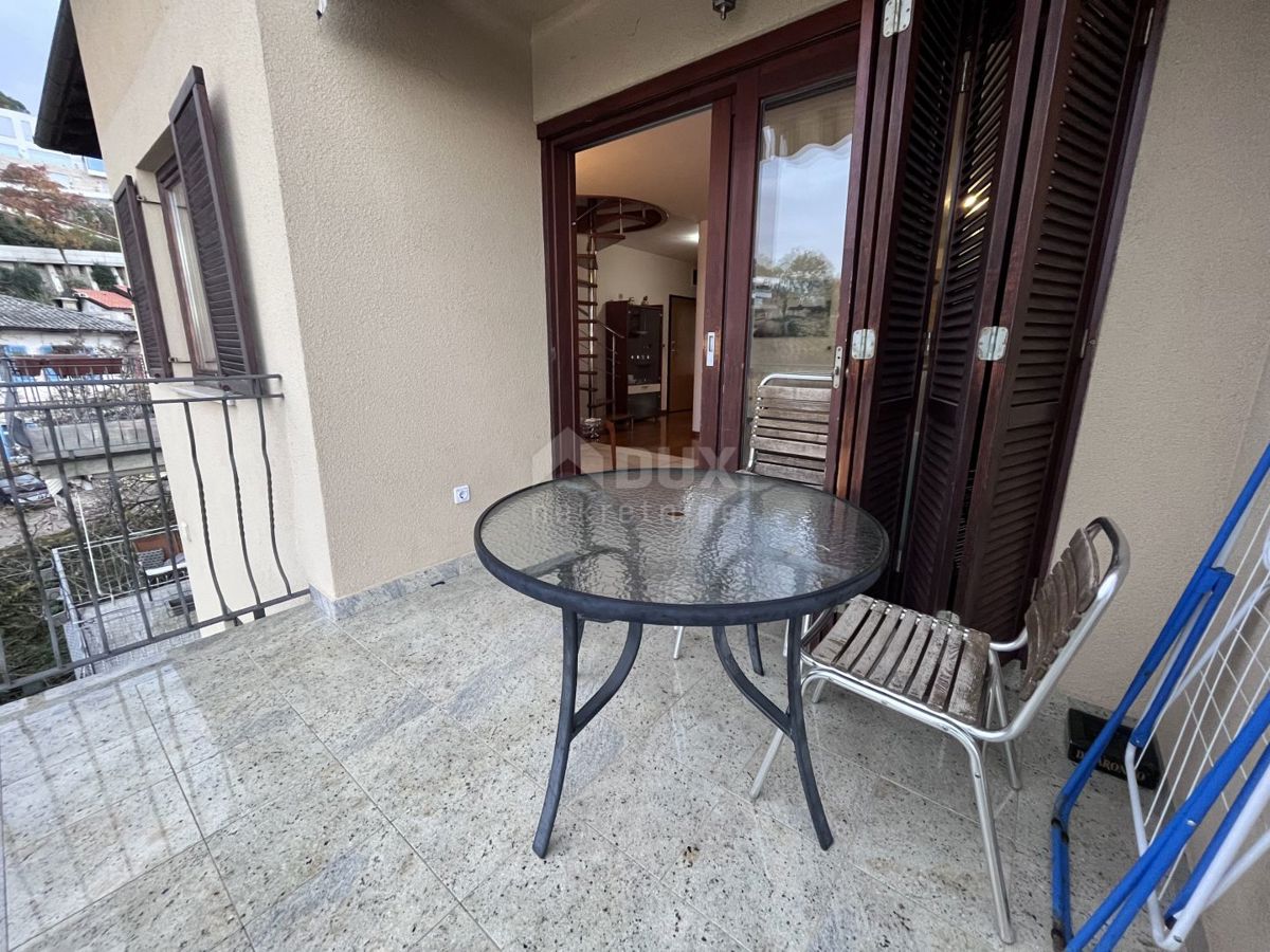 OPATIJA, IČIĆI - appartamento su due piani con garage, tre logge e vista sul mare