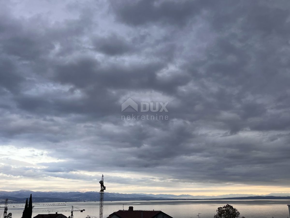 OPATIJA, IČIĆI - appartamento su due piani con garage, tre logge e vista sul mare