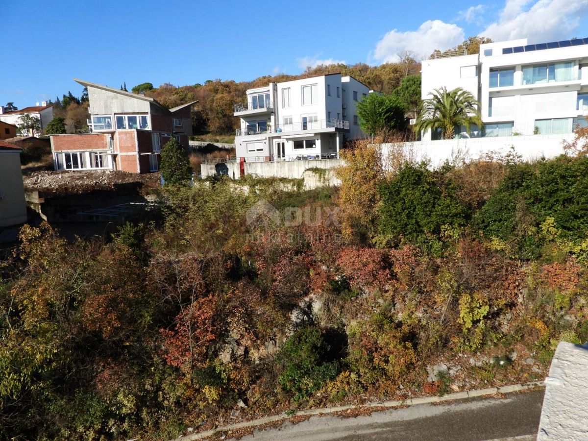 OPATIJA, PAVLOVAC - terreno edificabile 1420 m2 con vista panoramica sul mare per un edificio residenziale - appartamenti - appartamenti / casa familiare / casa in affitto - vacanze con piscina
