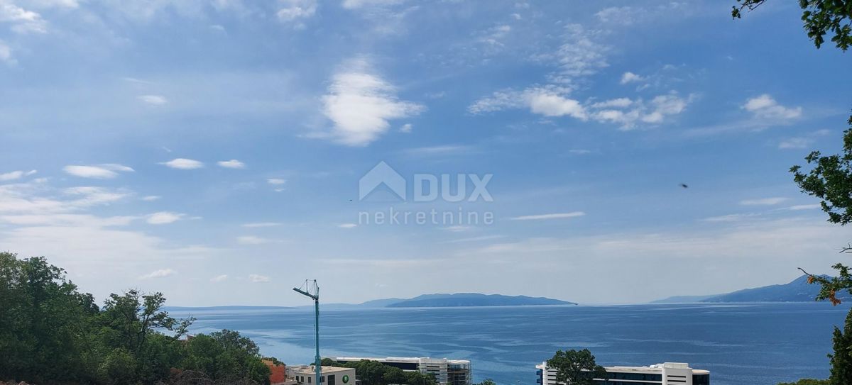 RIJEKA, COSTABELLA, BIVIO - terreno edificabile 3650m2 con vista mare per edificio residenziale - appartamenti - appartamenti / casa familiare / villa / casa in affitto - vacanze con piscina