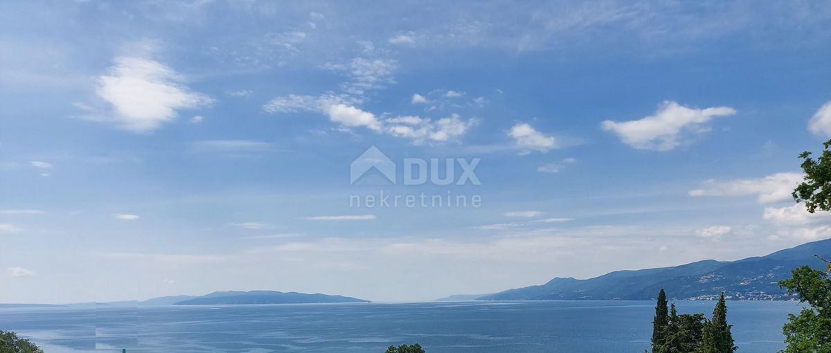 RIJEKA, COSTABELLA, BIVIO - terreno edificabile 3650m2 con vista mare per edificio residenziale - appartamenti - appartamenti / casa familiare / villa / casa in affitto - vacanze con piscina