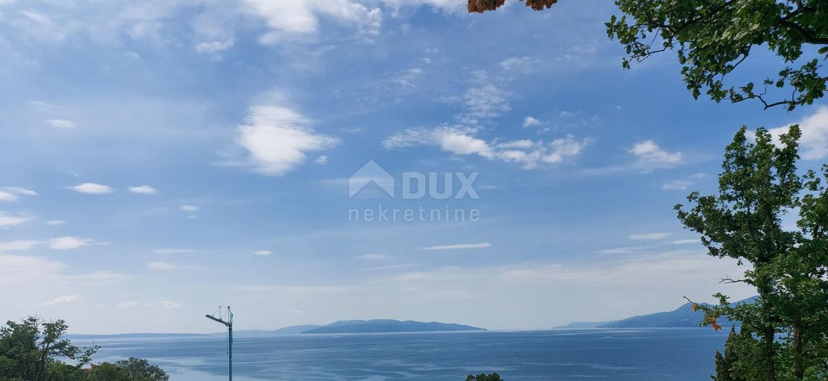 RIJEKA, COSTABELLA, BIVIO - terreno edificabile 3650m2 con vista mare per edificio residenziale - appartamenti - appartamenti / casa familiare / villa / casa in affitto - vacanze con piscina