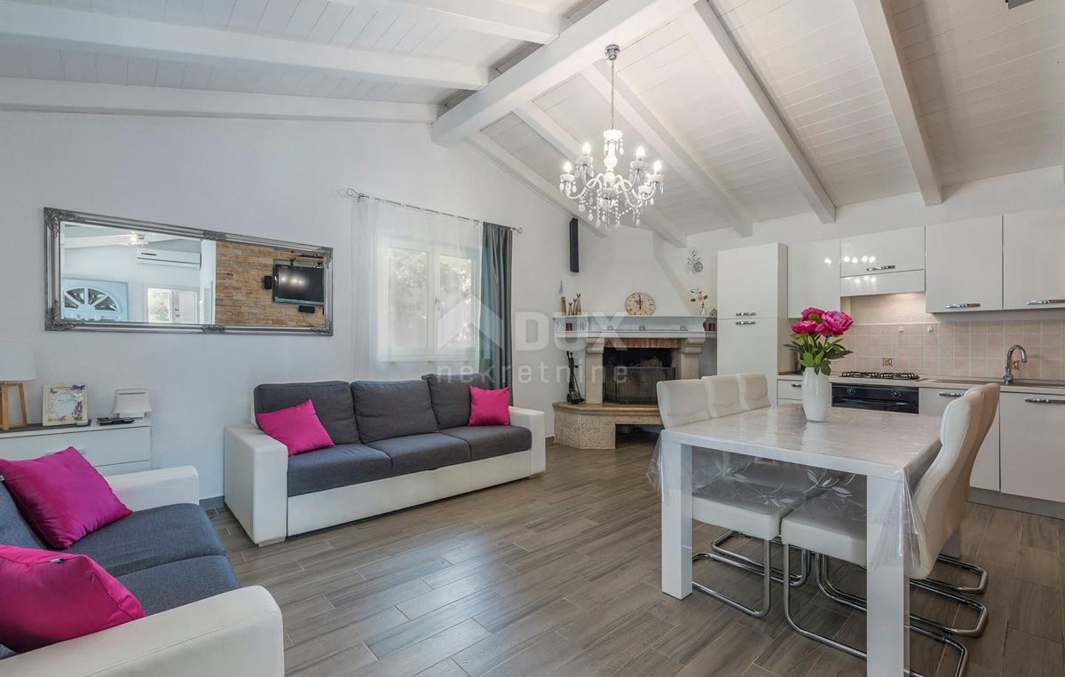 ISTRIA, ROVINJ - Spaziosa proprietà idilliaca