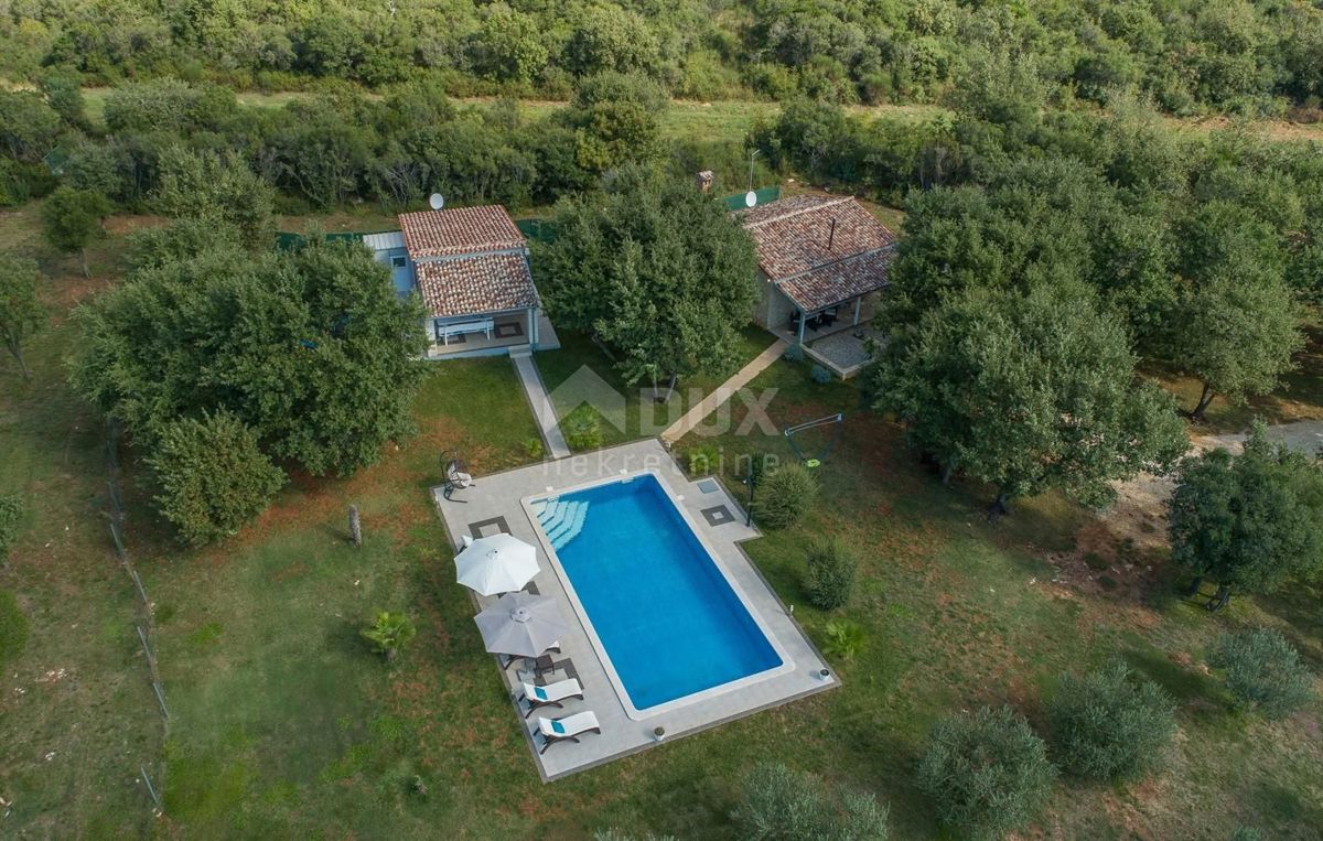 ISTRIA, ROVINJ - Spaziosa proprietà idilliaca