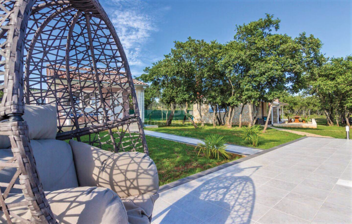 ISTRIA, ROVINJ - Spaziosa proprietà idilliaca