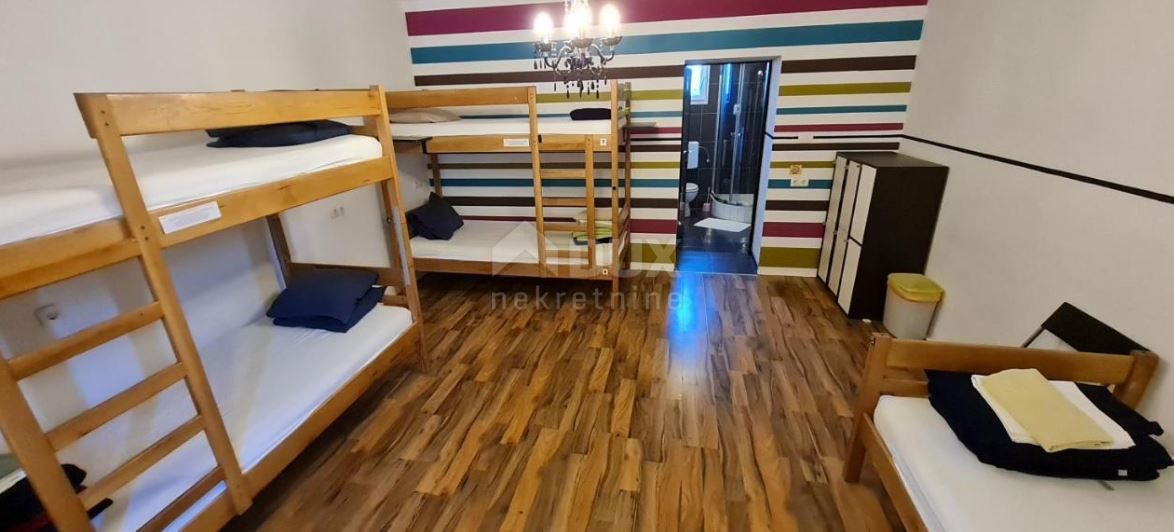 ZADAR, ARBANASI - Ostello in una posizione attraente