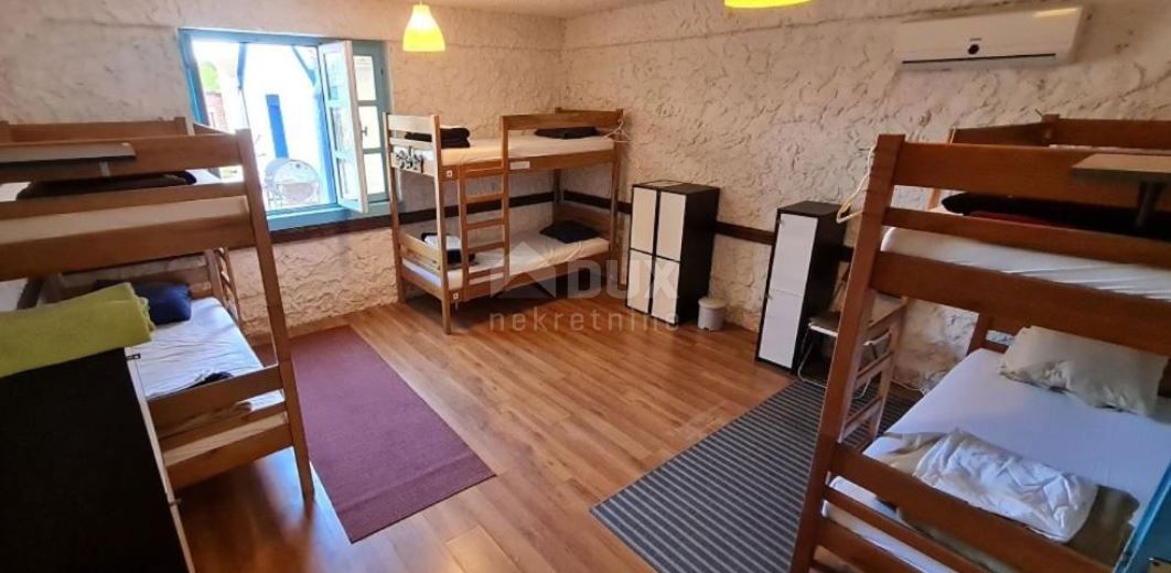 ZADAR, ARBANASI - Ostello in una posizione attraente