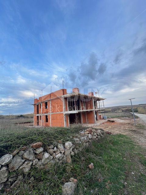 L'ISOLA DI PAG, POVLJANA, appartamento con 2 camere da letto in uno splendido edificio nuovo