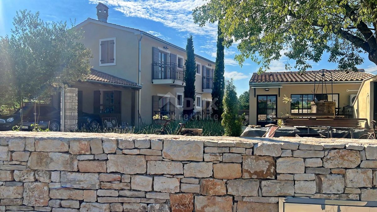 ISTRIA, SVETVINČENAT - Casa confortevole con piscina