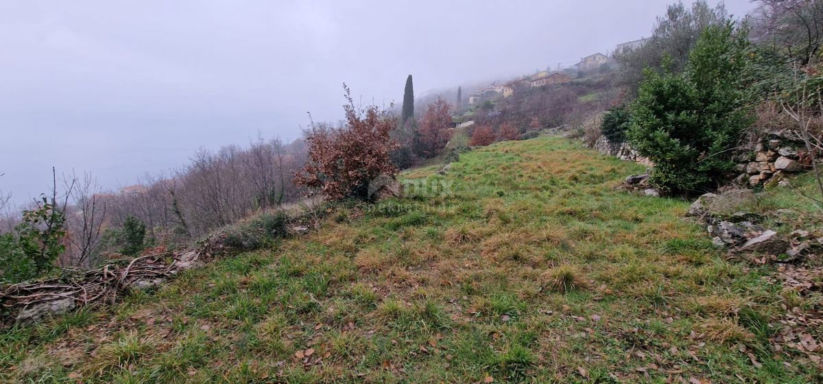 LOVRAN, LIGANJ - terreno CON PERMESSO DI COSTRUZIONE!!!! 1038 mq con vista panoramica sul mare per un edificio residenziale - appartamenti - appartamenti / villa con piscina 