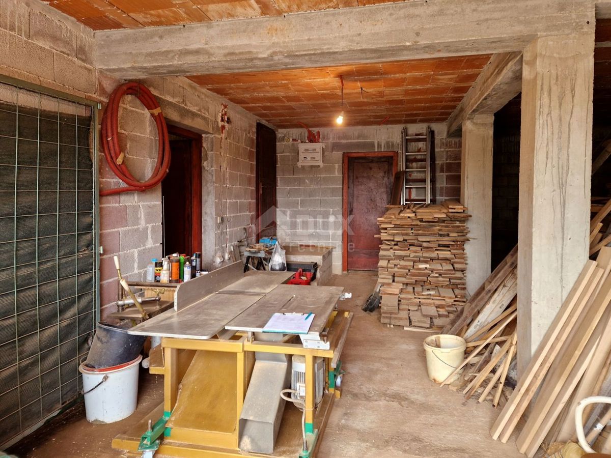 ISTRIA, GRAČIŠĆE - È iniziata la costruzione di una bella casa a un piano