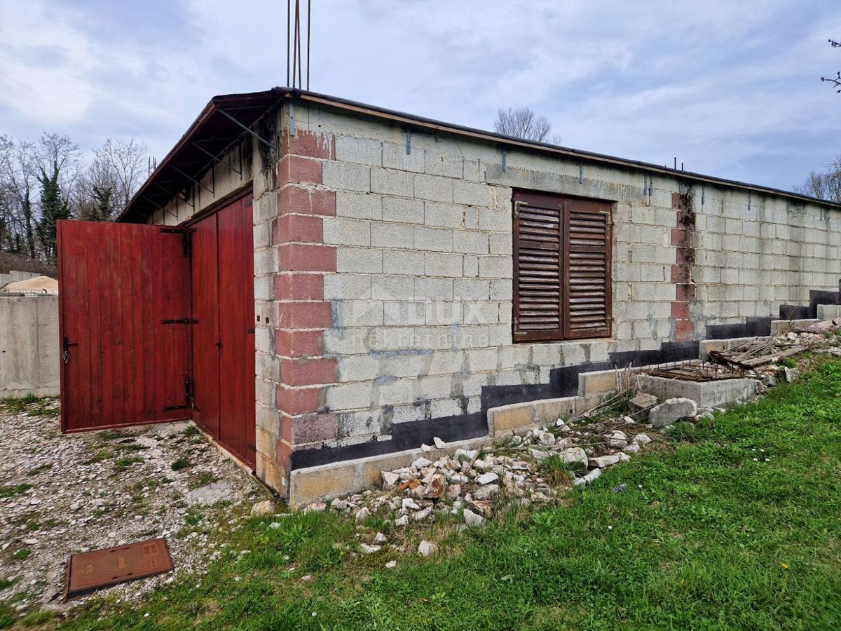 ISTRIA, GRAČIŠĆE - È iniziata la costruzione di una bella casa a un piano