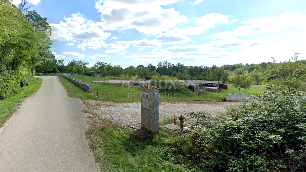 ISTRIA, GRAČIŠĆE - È iniziata la costruzione di una bella casa a un piano