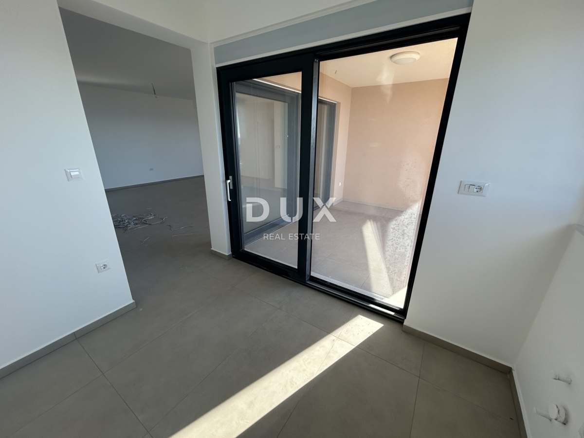 PRIMOŠTEN, DOLAC - Appartamento con due camere da letto in un nuovo edificio con una splendida vista sul mare, PRLIKA!