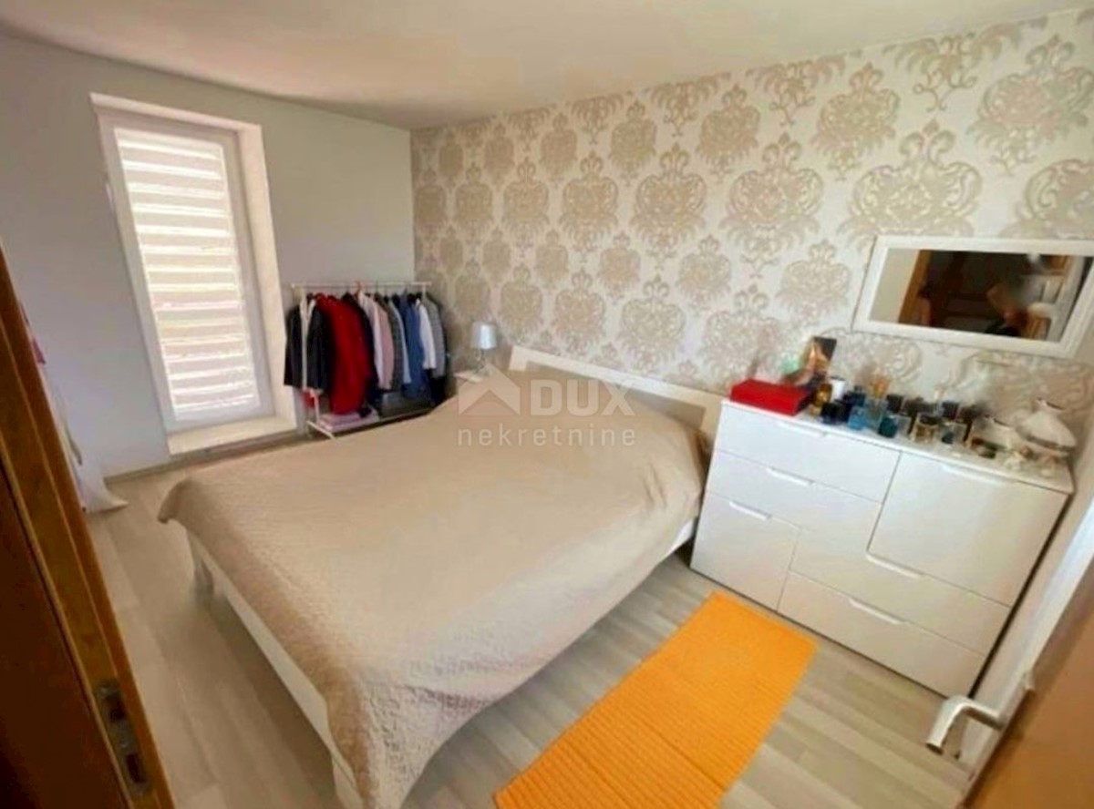 Mali Lošinj - casa con giardino paesaggistico e parcheggio