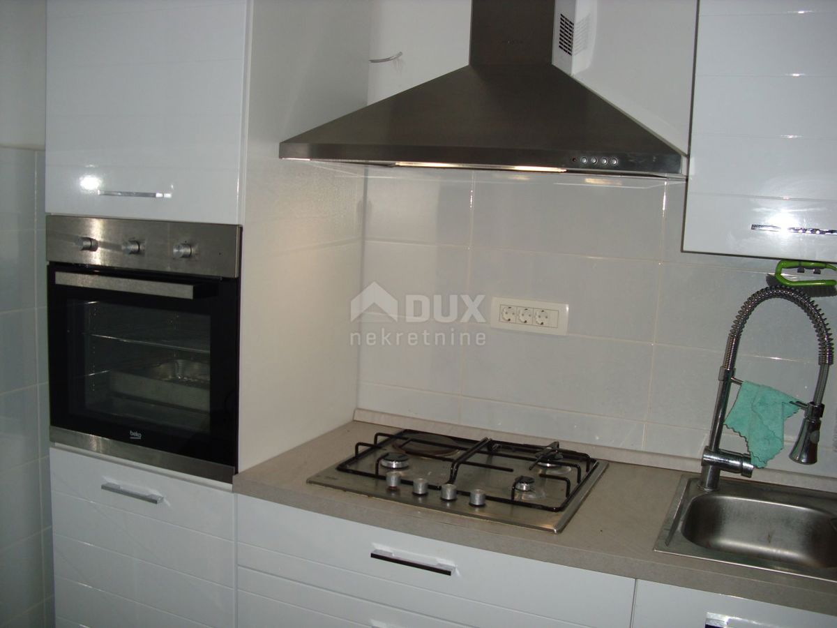 Isola di Krk, Baška (dintorni) - Casa ristrutturata con due appartamenti