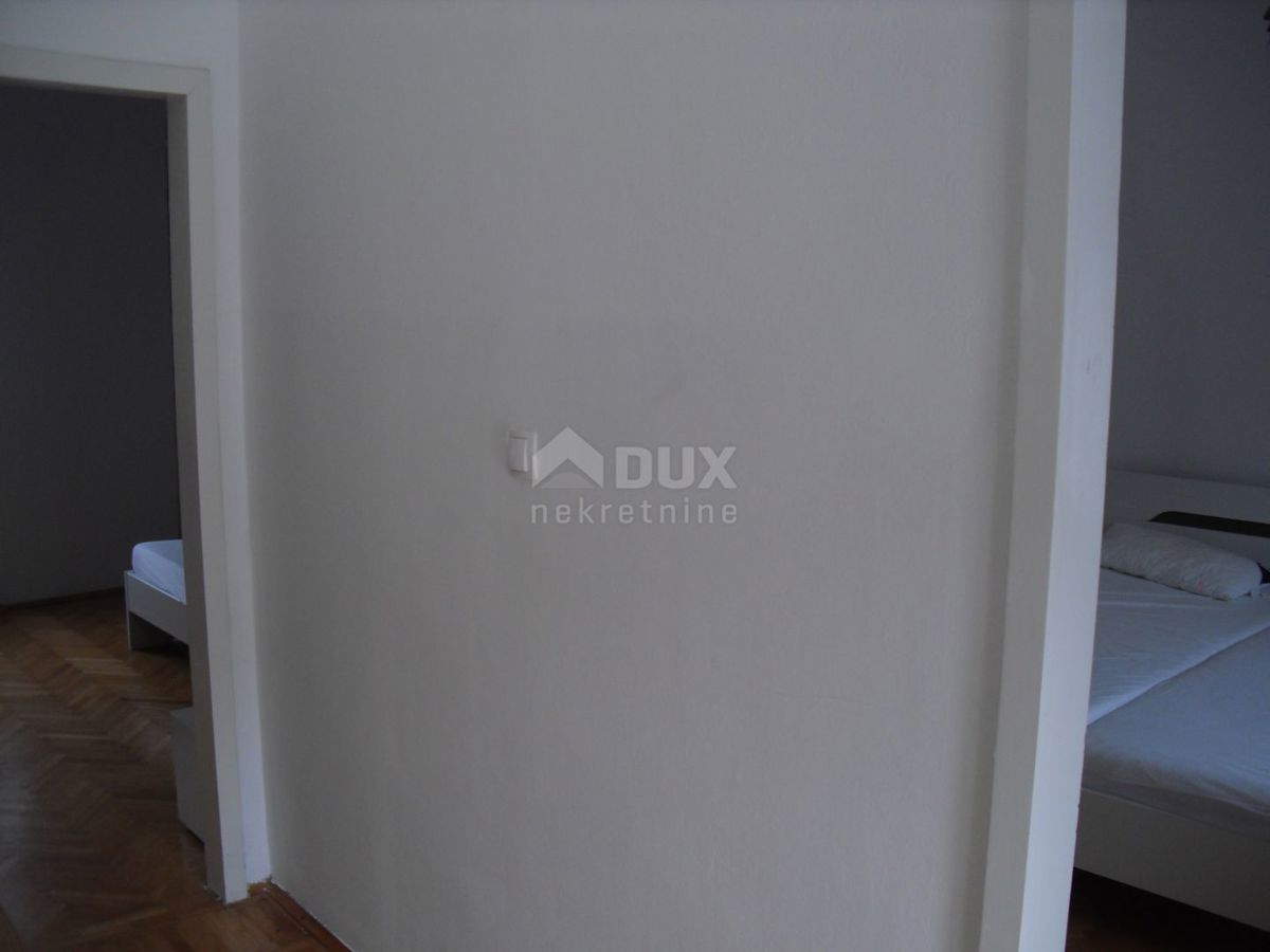 Isola di Krk, Baška (dintorni) - Casa ristrutturata con due appartamenti