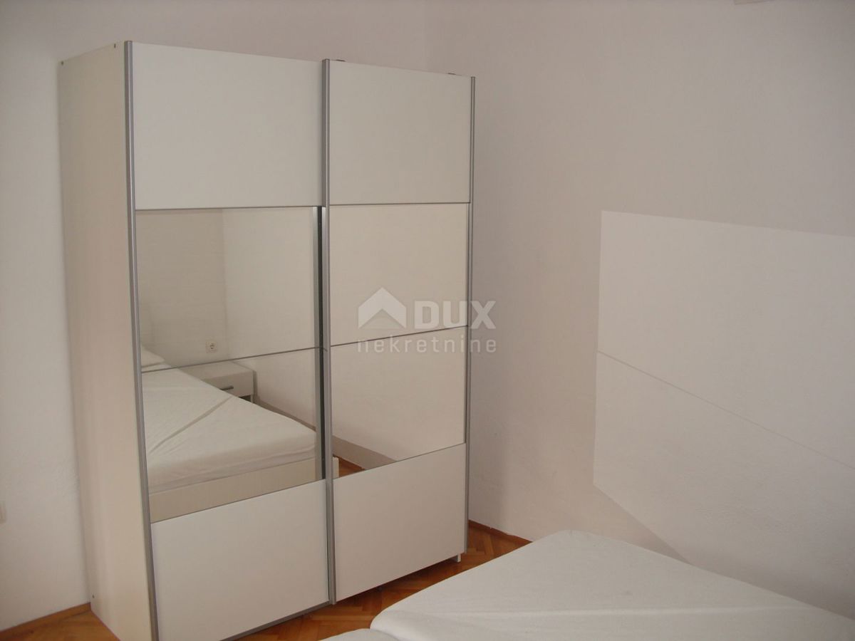 Isola di Krk, Baška (dintorni) - Casa ristrutturata con due appartamenti