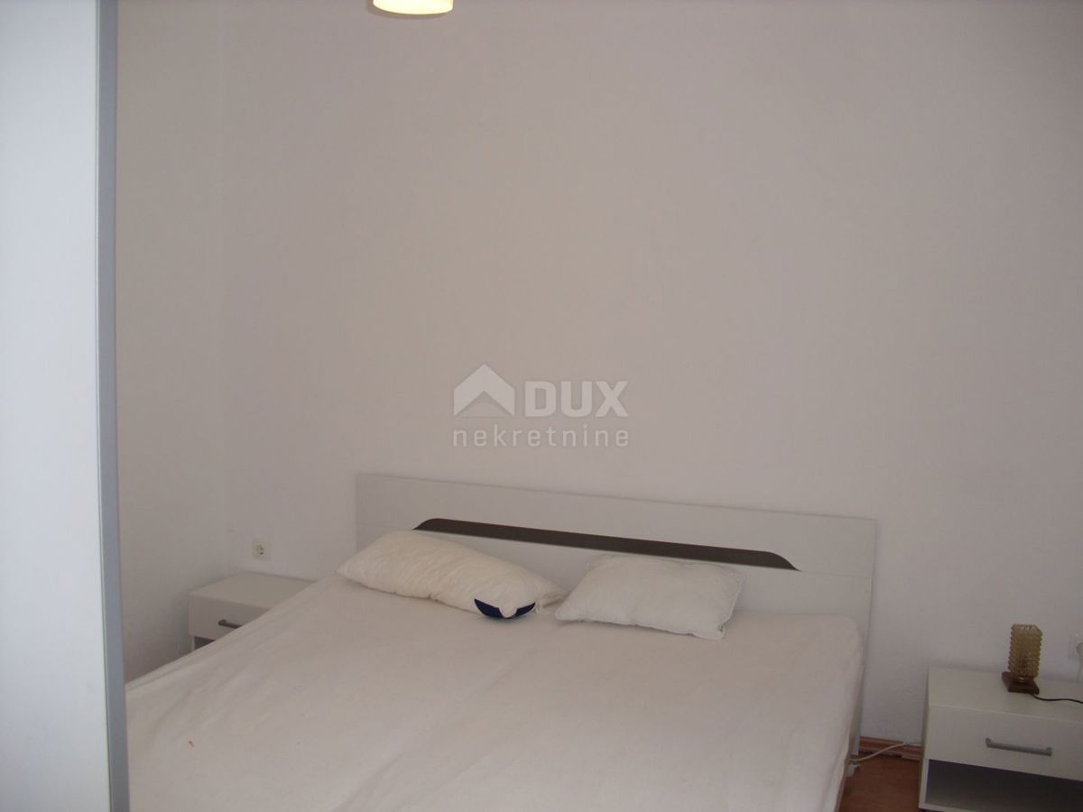 Isola di Krk, Baška (dintorni) - Casa ristrutturata con due appartamenti