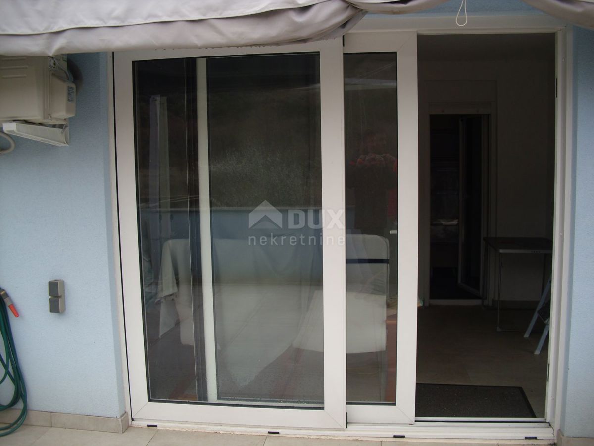 Isola di Krk, Baška (dintorni) - Casa ristrutturata con due appartamenti