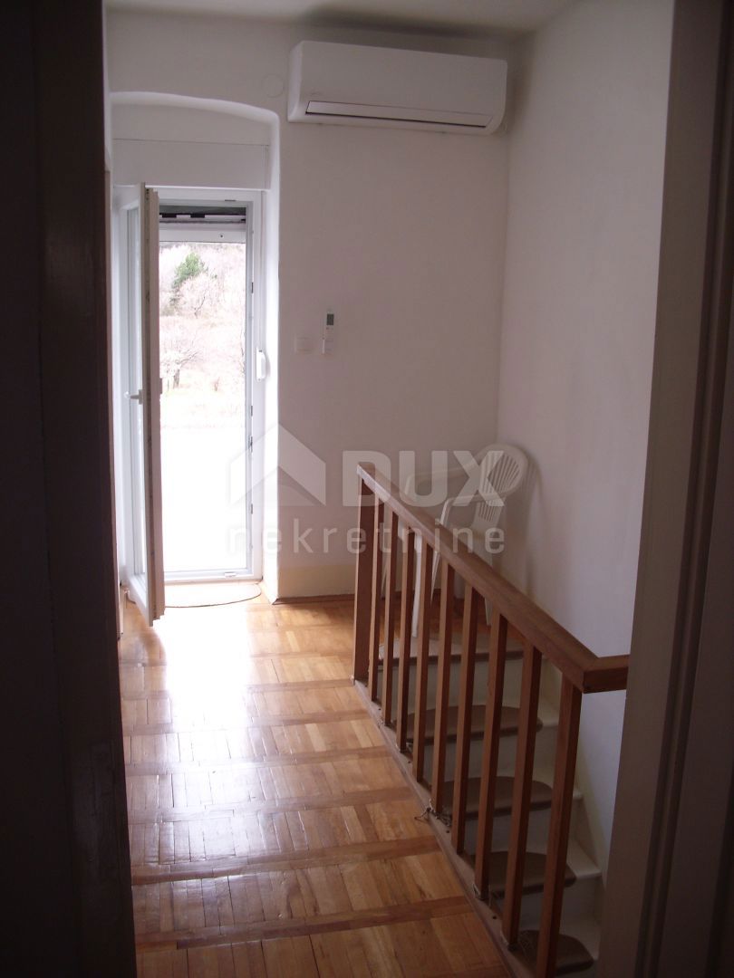 Isola di Krk, Baška (dintorni) - Casa ristrutturata con due appartamenti