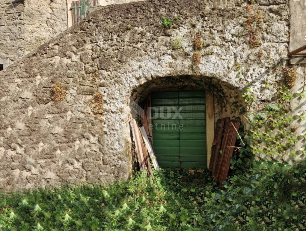 ISTRIA, LABIN - Casa istriana da adattare